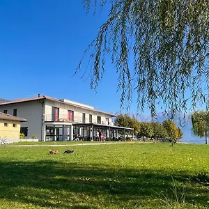 Lodge&hostel Domaso